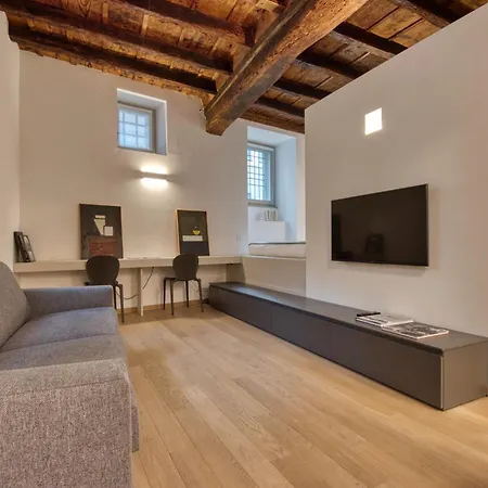 Domus Santa Croce *